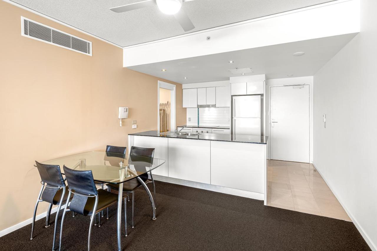 Sierra Grand Broadbeach - Self Contained & Privately Managed Apartments Gold Coast Dış mekan fotoğraf
