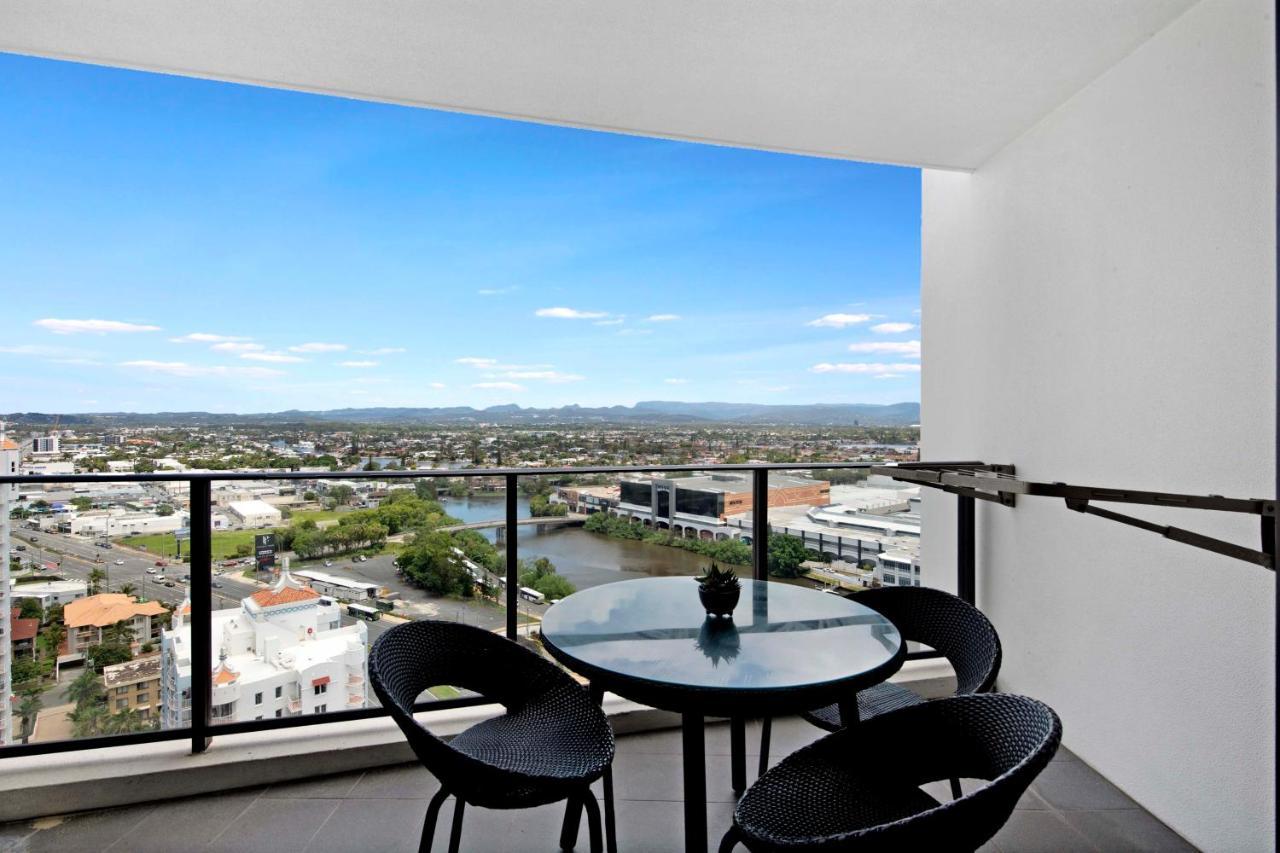 Sierra Grand Broadbeach - Self Contained & Privately Managed Apartments Gold Coast Dış mekan fotoğraf