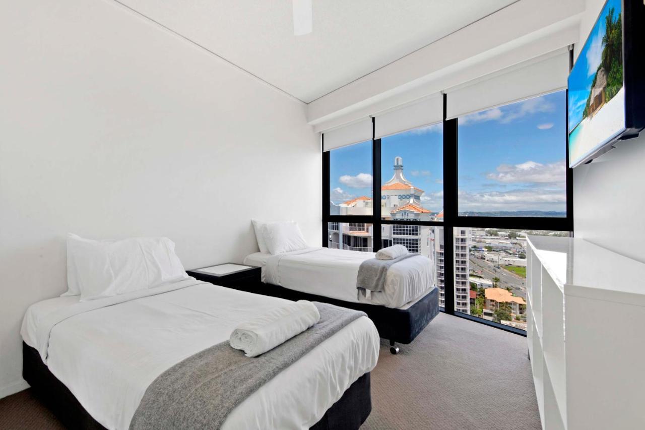 Sierra Grand Broadbeach - Self Contained & Privately Managed Apartments Gold Coast Dış mekan fotoğraf