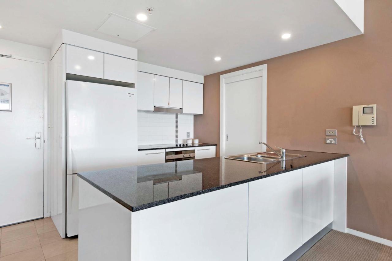 Sierra Grand Broadbeach - Self Contained & Privately Managed Apartments Gold Coast Dış mekan fotoğraf
