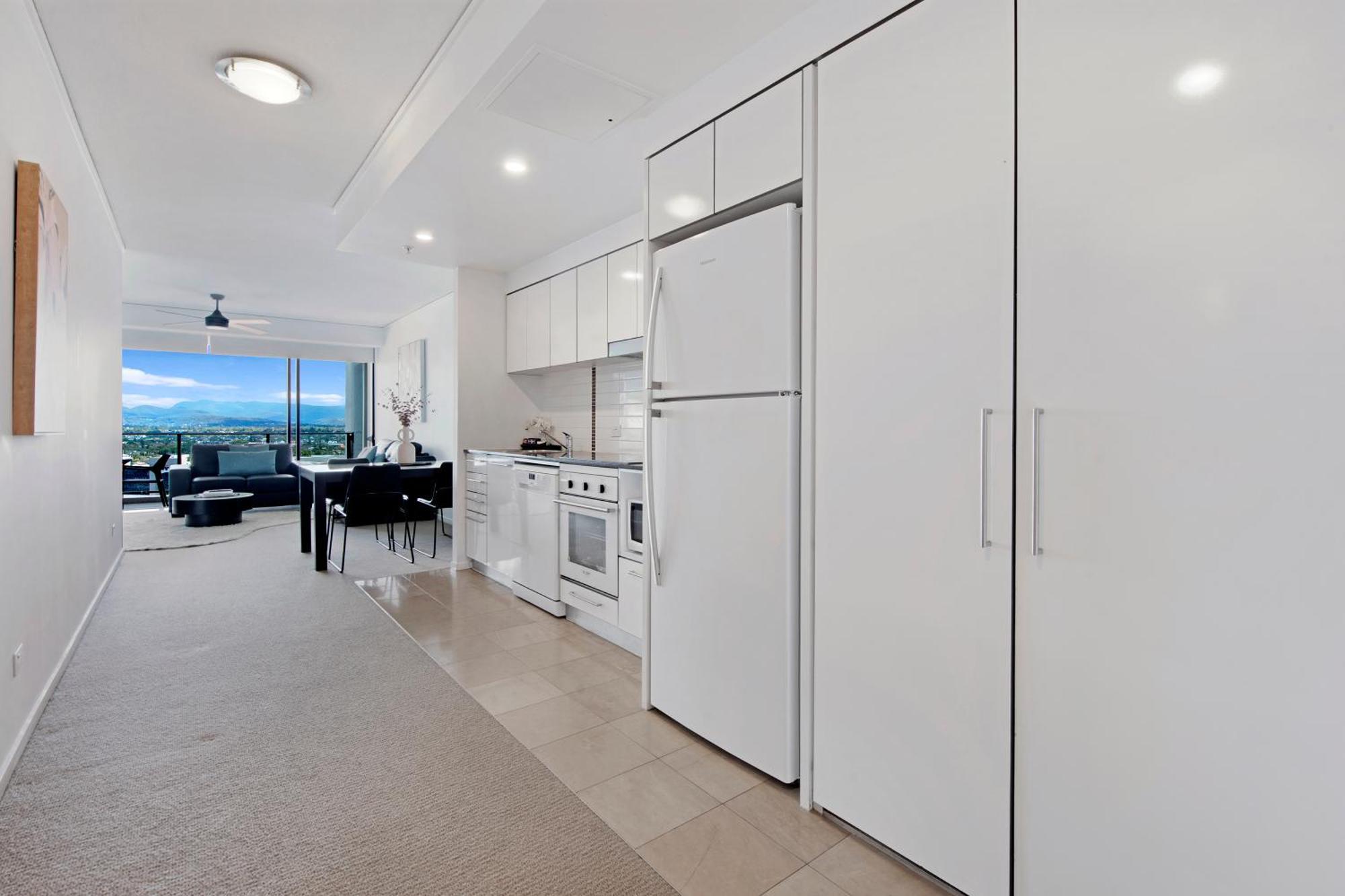 Sierra Grand Broadbeach - Self Contained & Privately Managed Apartments Gold Coast Dış mekan fotoğraf