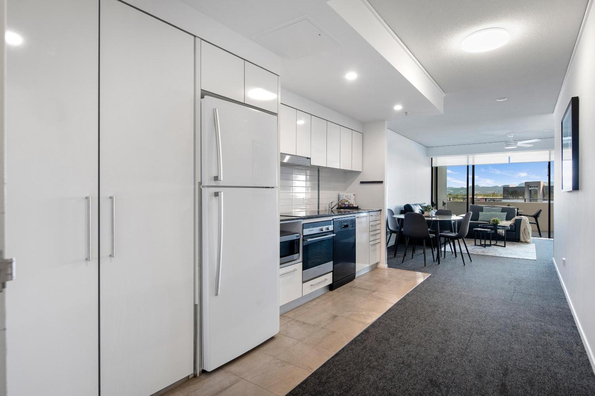 Sierra Grand Broadbeach - Self Contained & Privately Managed Apartments Gold Coast Dış mekan fotoğraf