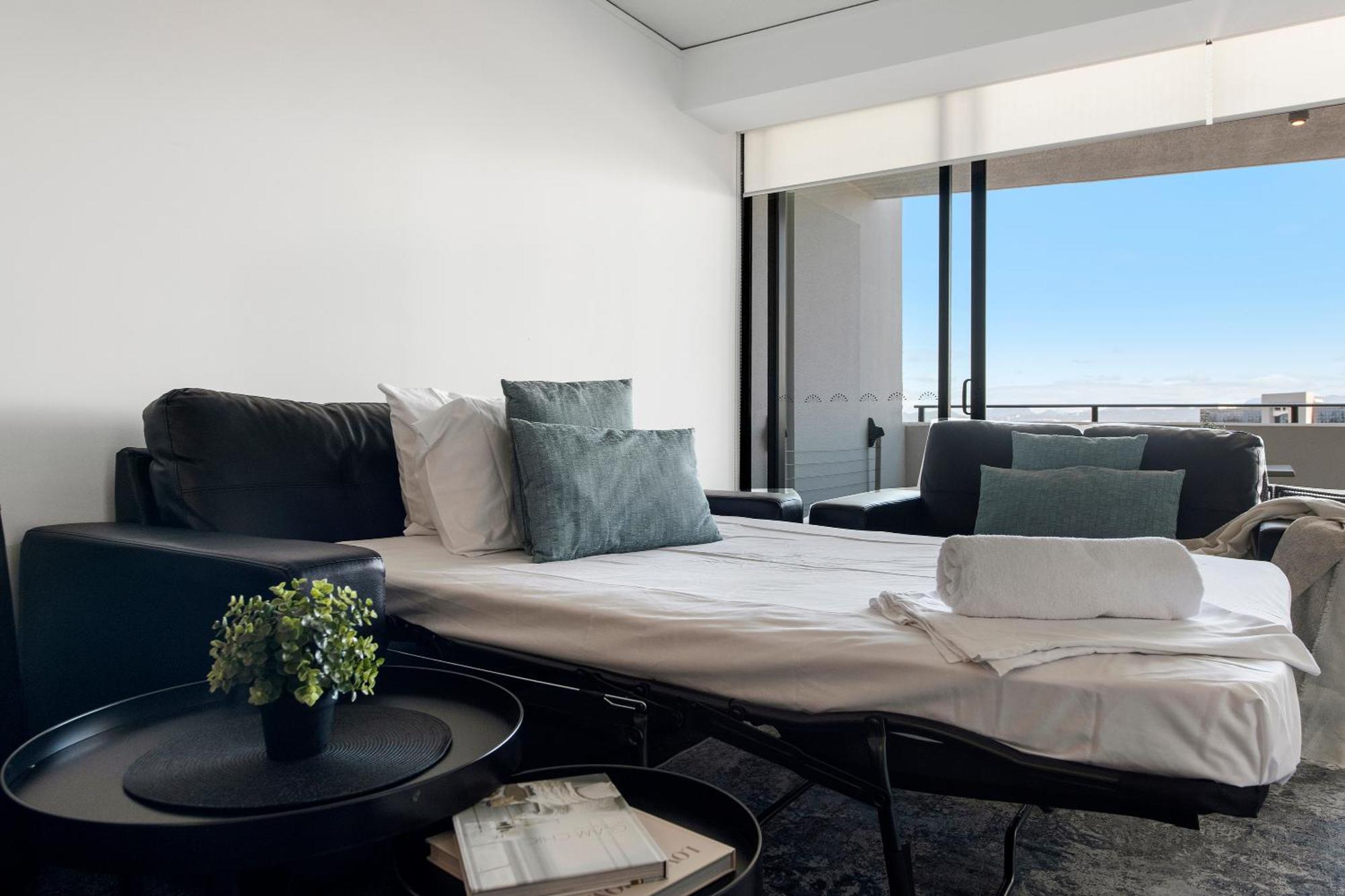 Sierra Grand Broadbeach - Self Contained & Privately Managed Apartments Gold Coast Dış mekan fotoğraf